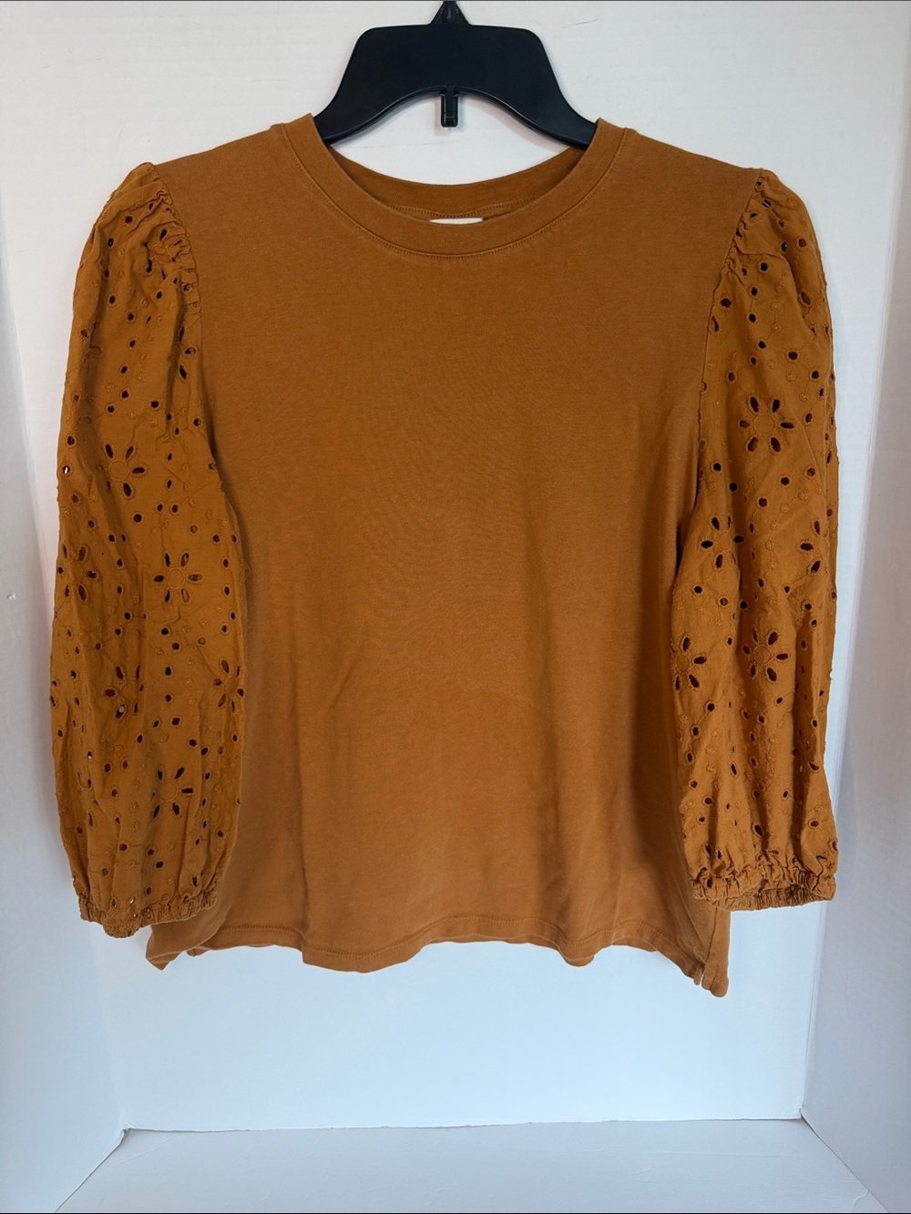 A new day Women’s Puff-Sleeve Eyelet Top - Rust size large